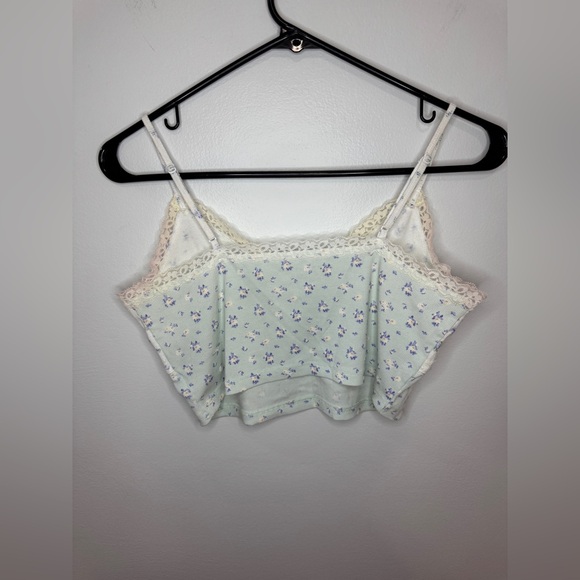 Pre-Owned LG Aeropostale White and Blue Floral Print Lace Cami Top - Picture 2 of 5